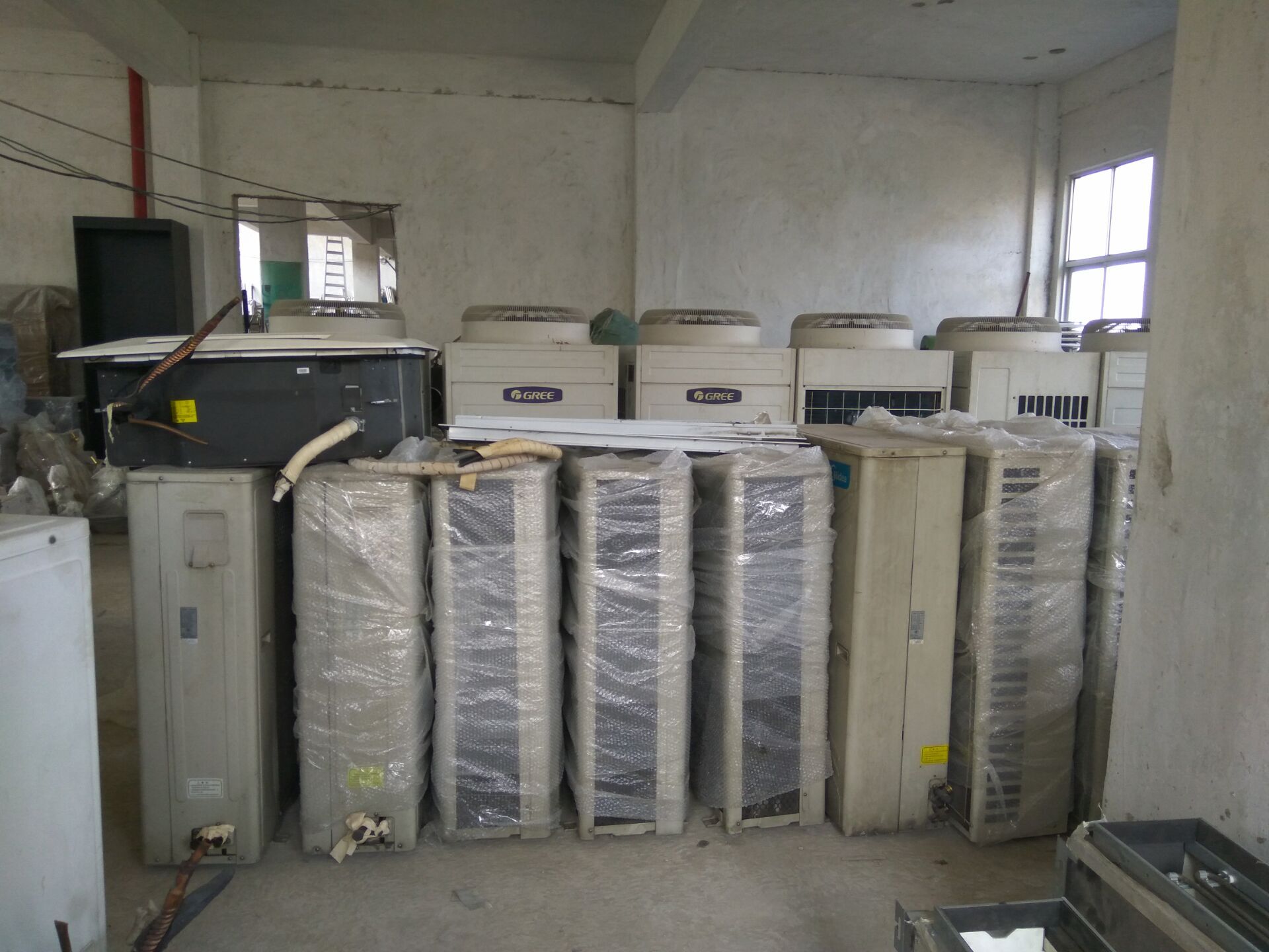 深圳宝安旧空调回收市场，宝安专业收购酒店空调设备