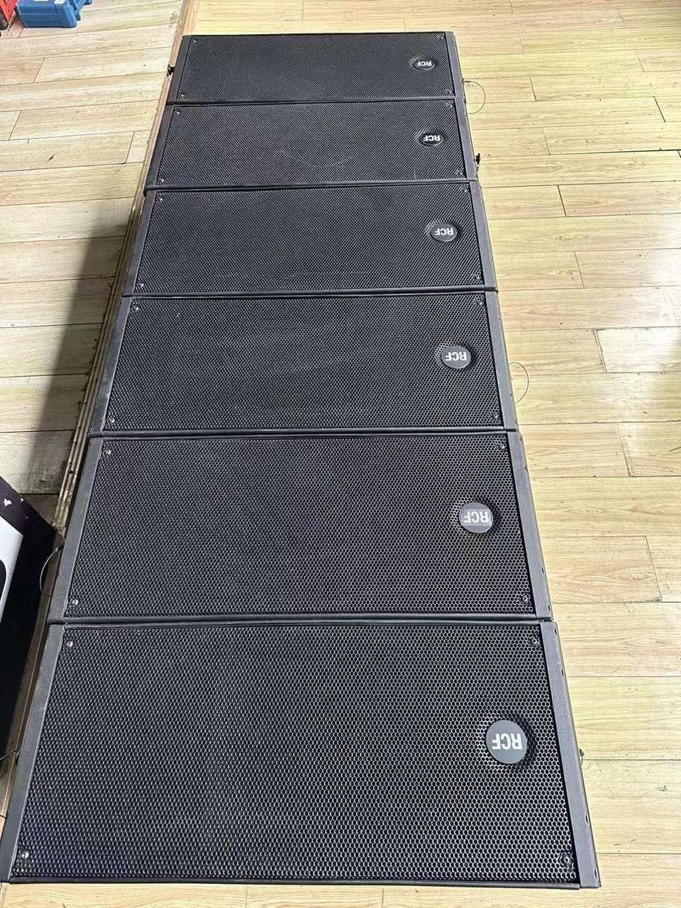小演出场地扎堆开,二手线阵成套出货价上浮一成半